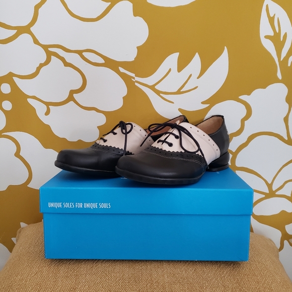 John Fluevog Shoes - Brand New John Fluevog Erika Oxford shoe